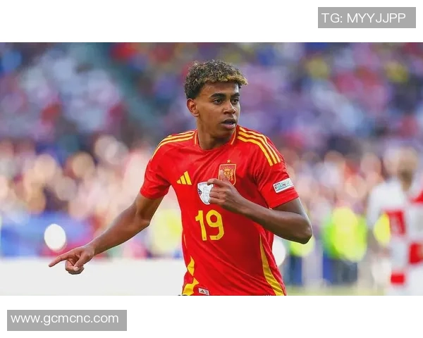 足球二号球衣传奇球星盘点 探索他们的足球故事与成就